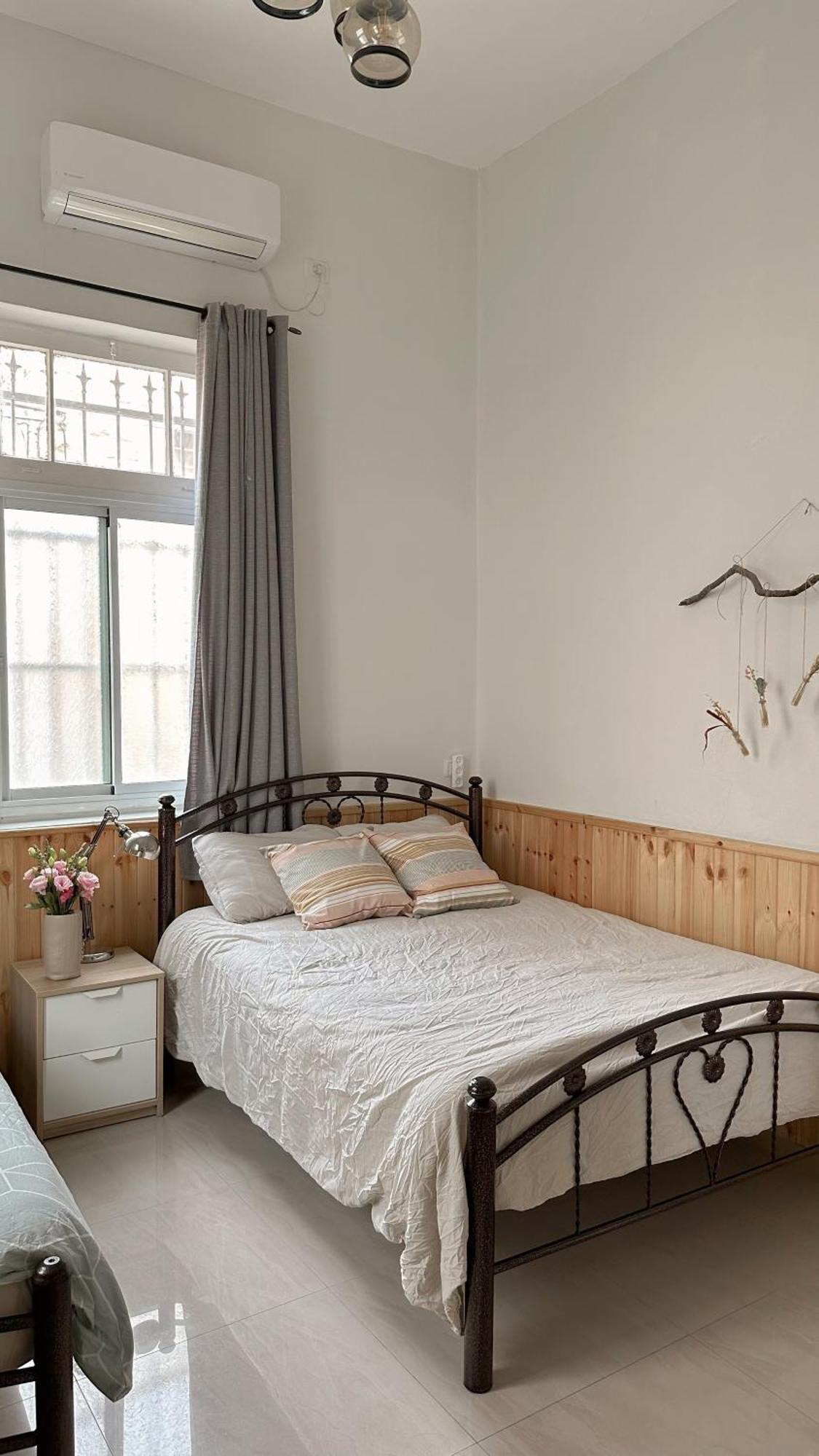 Dream House Art Hostel Garden And Terrace Haifa Bagian luar foto