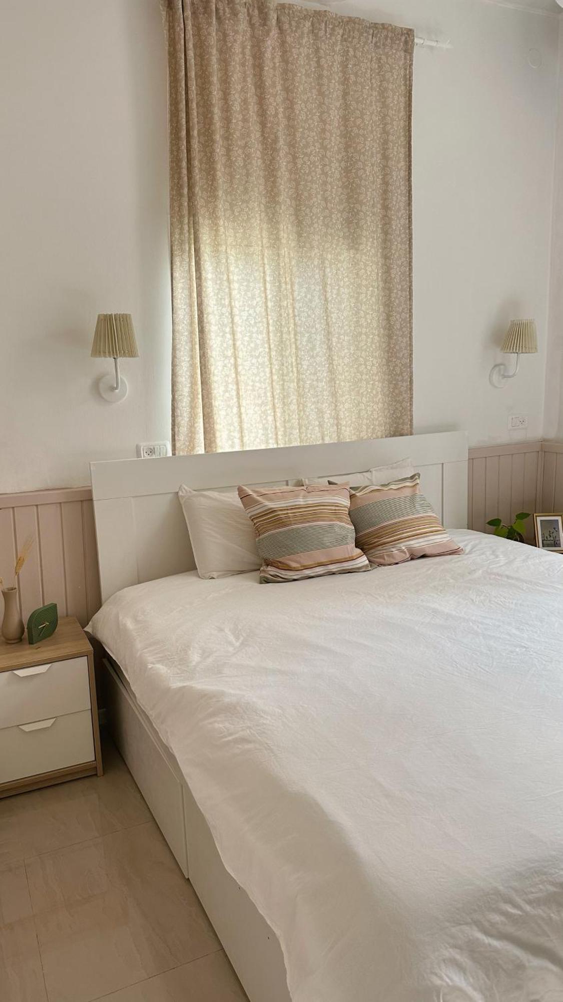 Dream House Art Hostel Garden And Terrace Haifa Bagian luar foto
